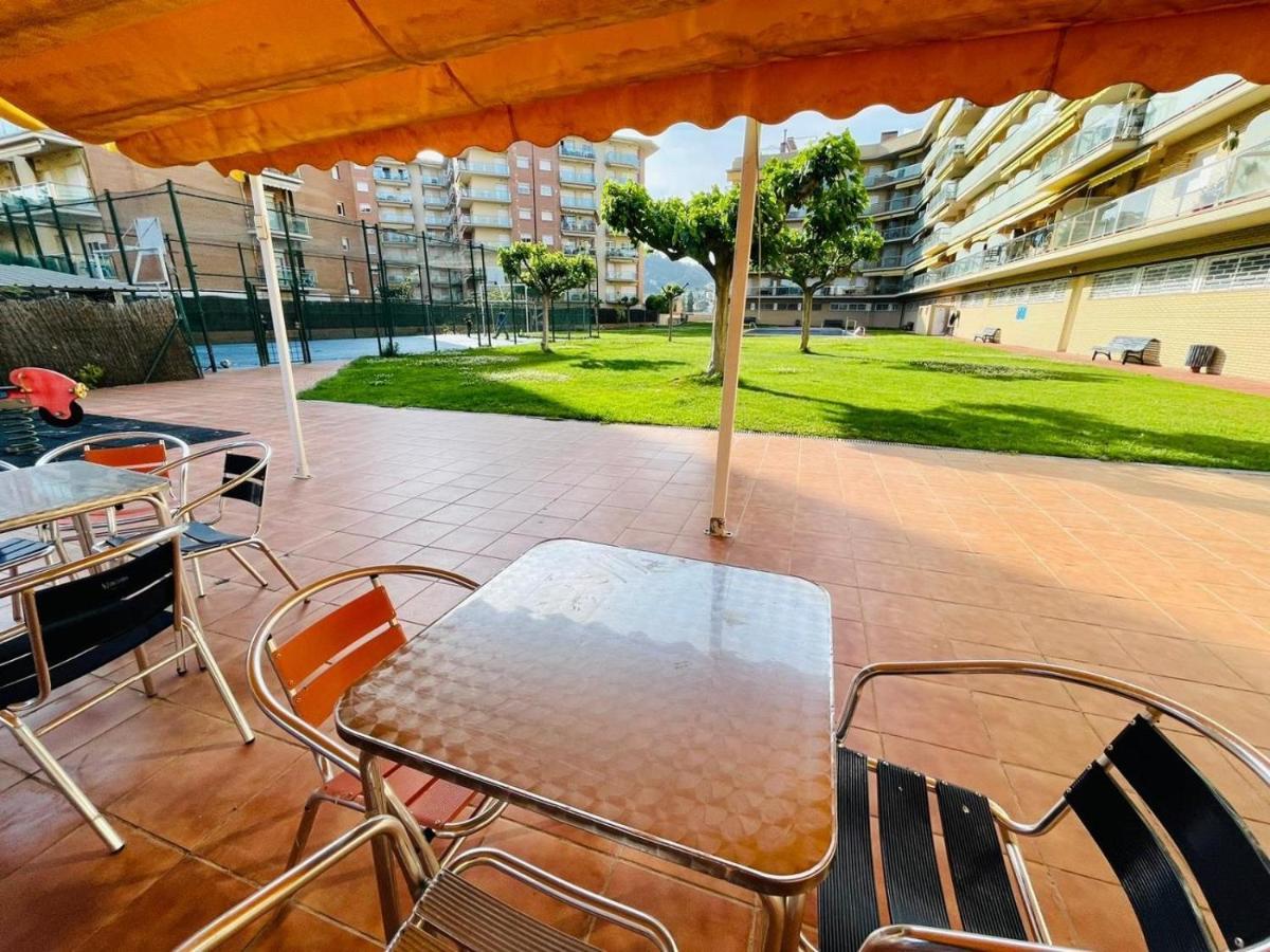 Apartamento Reconnectar Malgrat De Mar Colom I Exterior foto